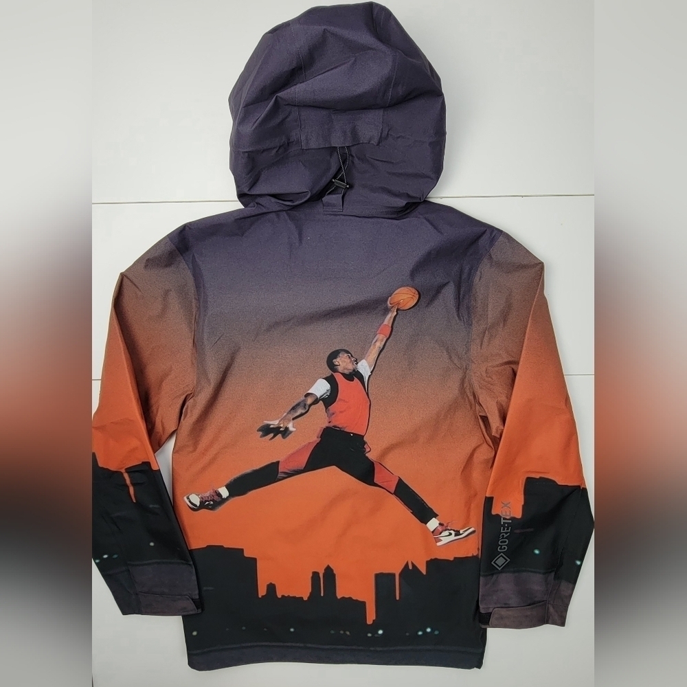 Nike Air Jordan Men Size Small Skyline GORE-TEX Loose Rain Jacket HF9285-010 New